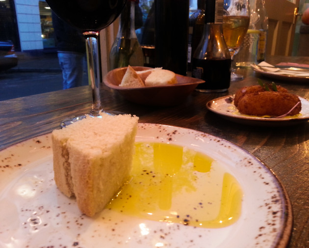 Bread & Olive Oil, Piquillo Pepper with Crab and Pickled Kohl-rabi, Cava Bodega - Galway Ireland