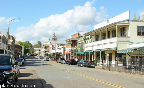 Sutter Creek Old Route 49 main drag Amador wine country